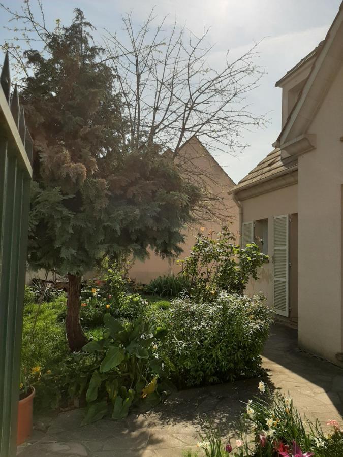 Le Clos D'Herblay Chambres D'Hotes Exterior photo